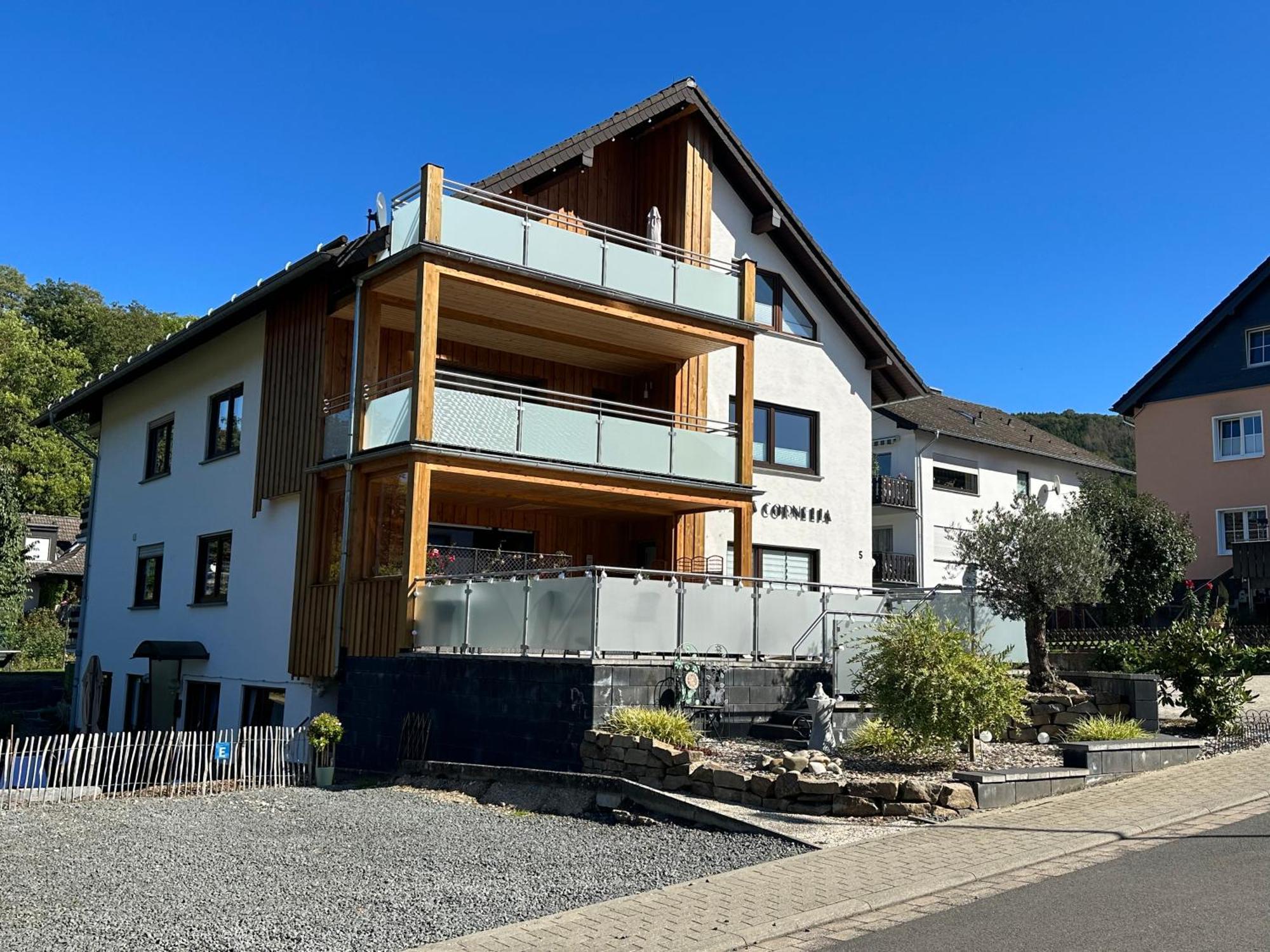 Ferienwohnung Haus Cornelia Einruhr Exterior foto